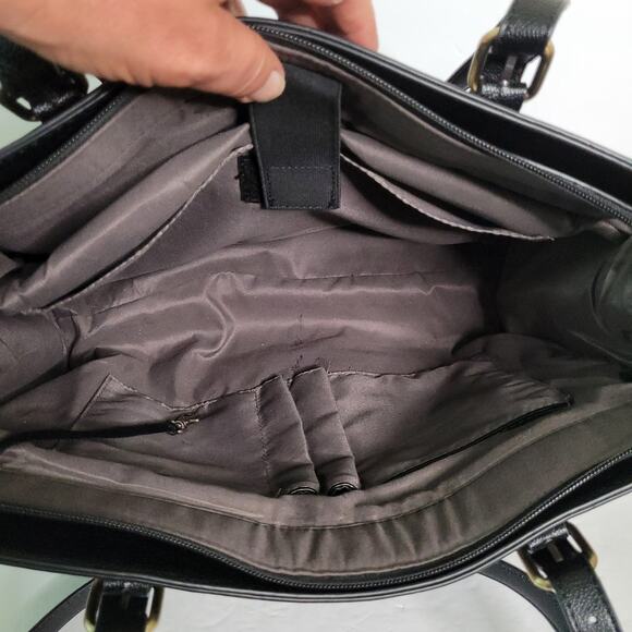 Ecosusi Versatile Vegan Black Leather Tote - Picture 6 of 10